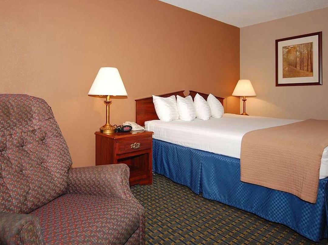 Magnuson Hotel Red Baron主图