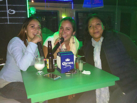El Marques Municipality旅游景点-Karaoke Bar El Canto de las Ranas
