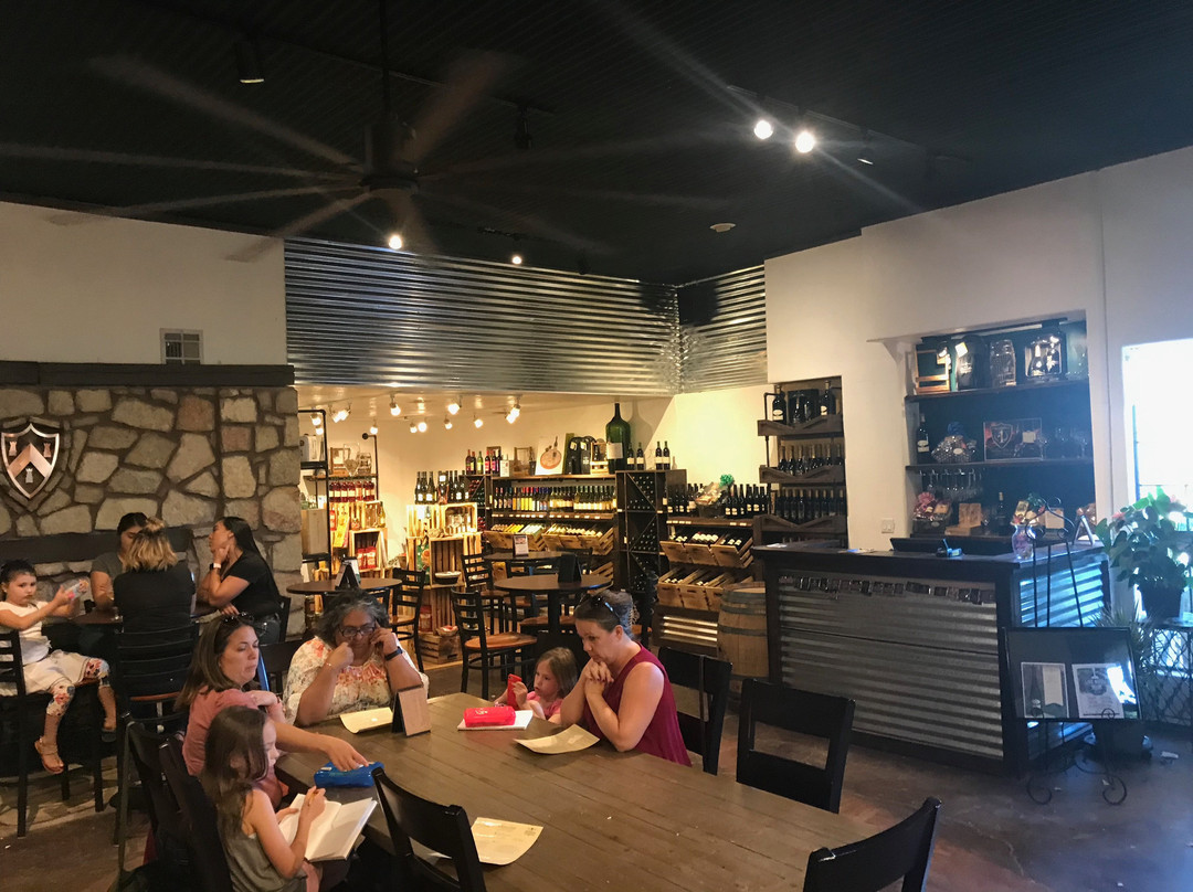 D.H. Lescombes Winery & Tasting Room-拉斯克鲁塞斯必去景点