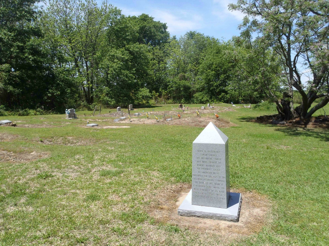 Robert Johnson's Grave景点图片