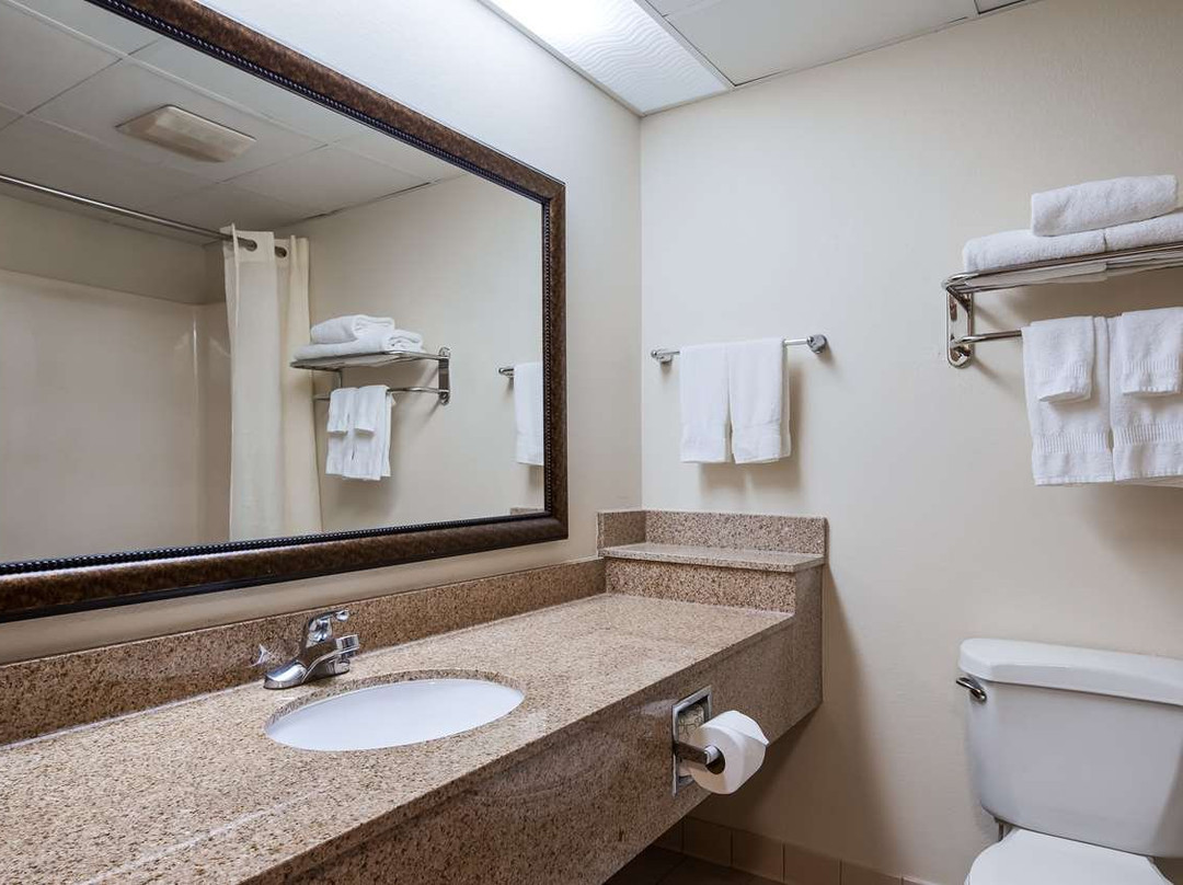 Best Western Hiram Inn & Suites主图