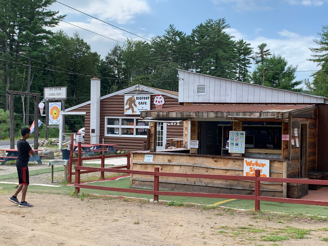 Tubby Tubes River Co.-Lake Luzerne必去景点