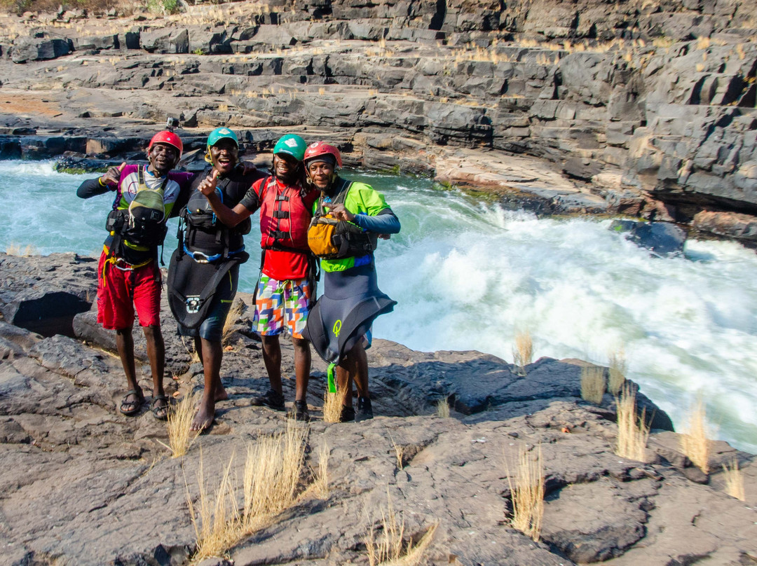 Zambezi Rafting Day Tours-李文斯顿必去景点
