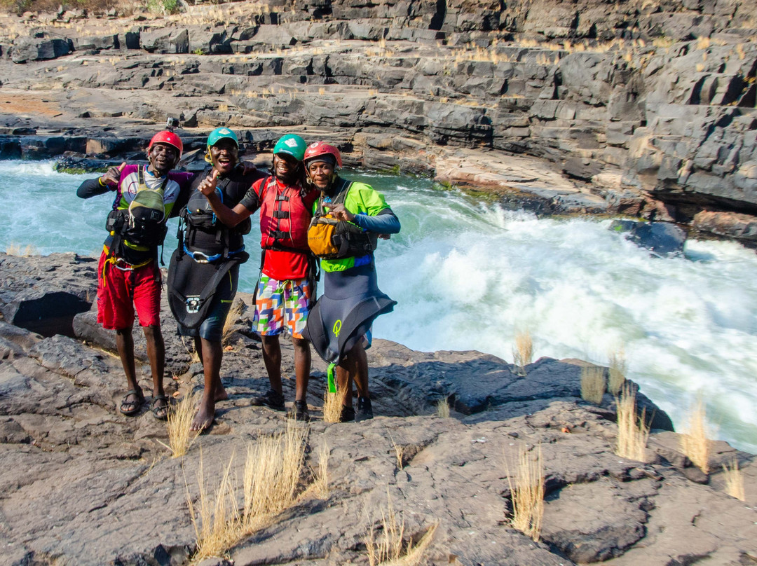 Zambezi Rafting Day Tours景点图片