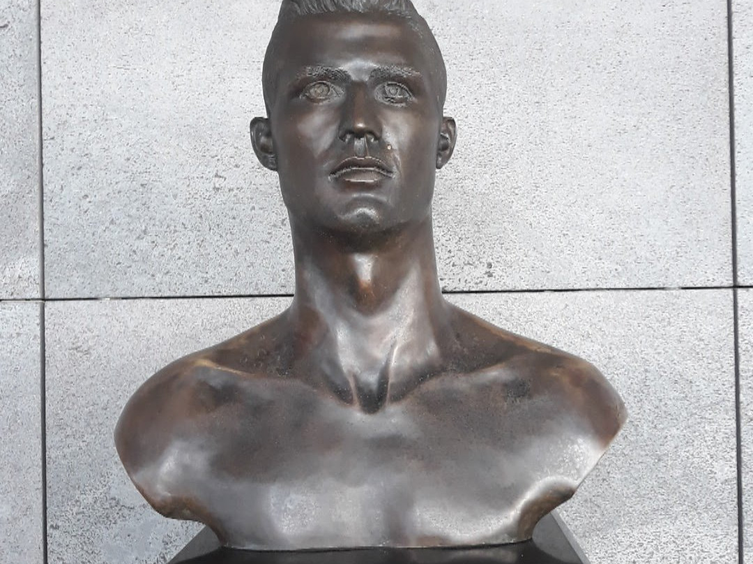 Busto de Cristiano Ronaldo景点图片