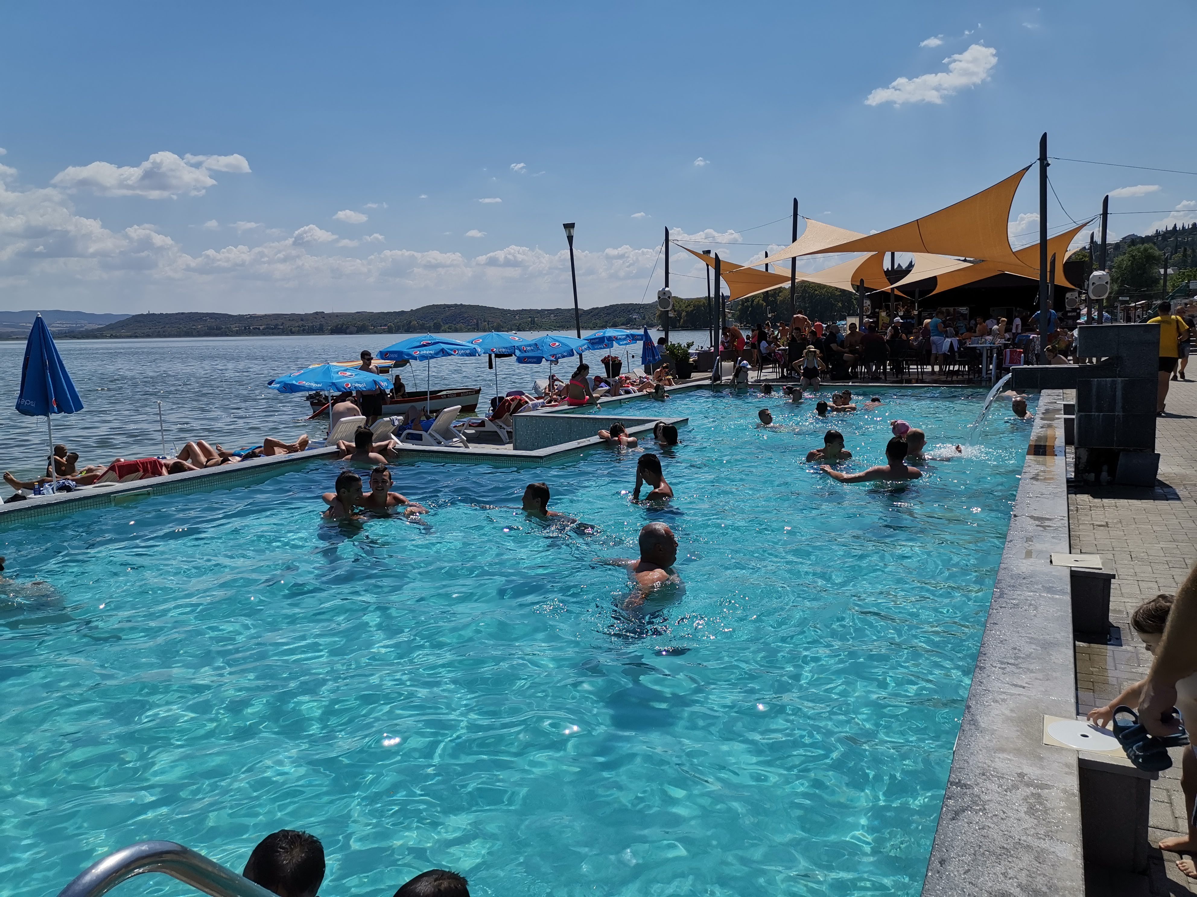 Hotel Romantique Dojran-泳池