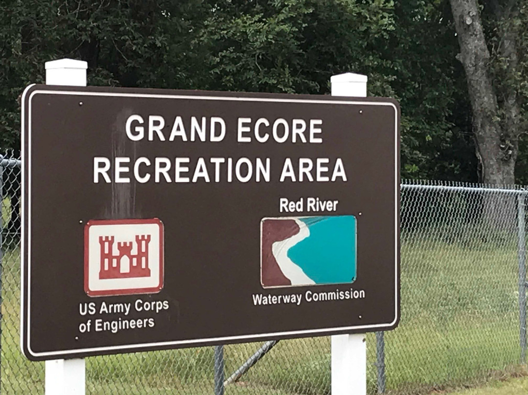 Grand Ecore Visitor Center-纳基托什县必去景点