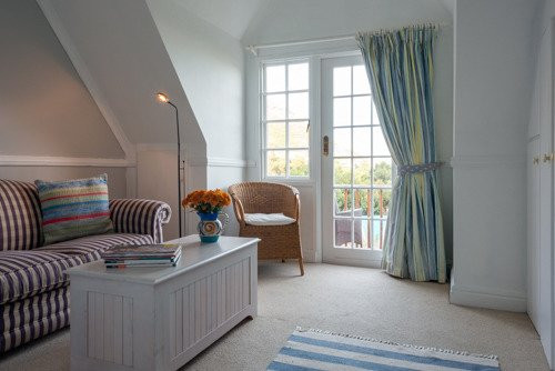 Amblewood Guest House主图