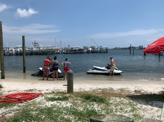 Wahoo Watersports-橙色海湾必去景点
