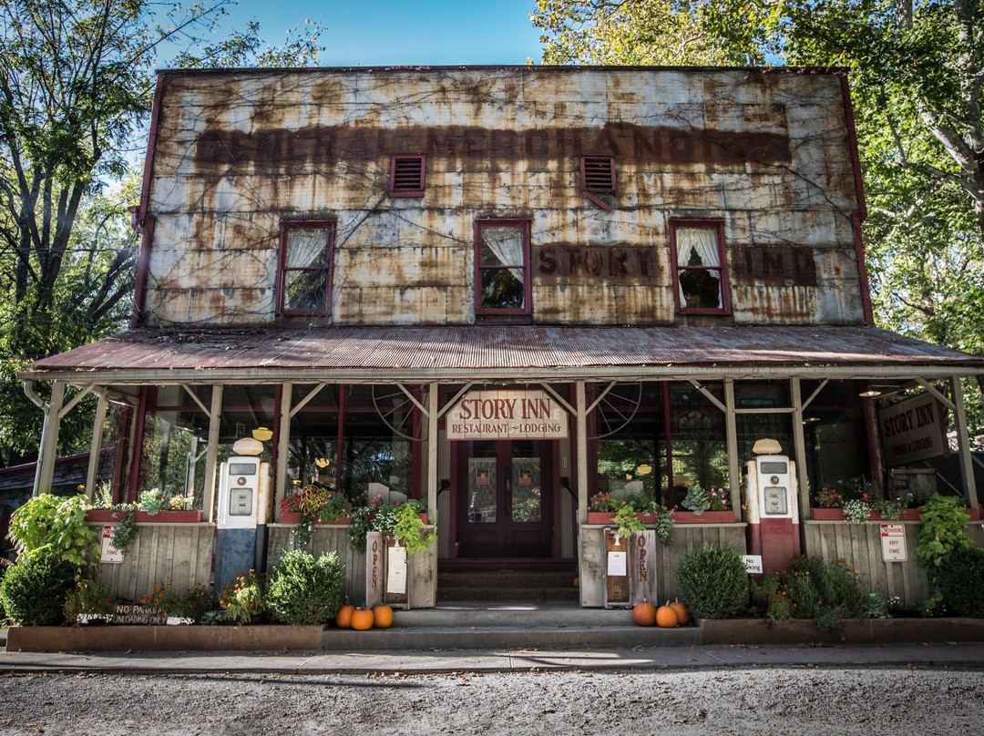 Brownstown酒店住宿-Story Inn