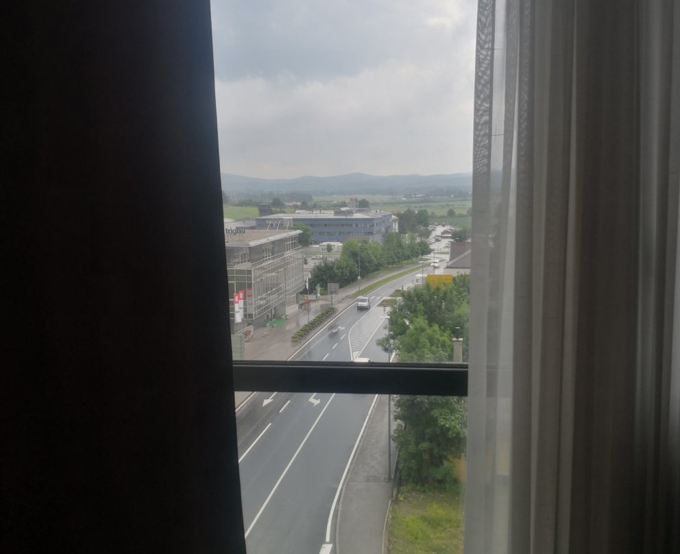 Hotel Kras主图