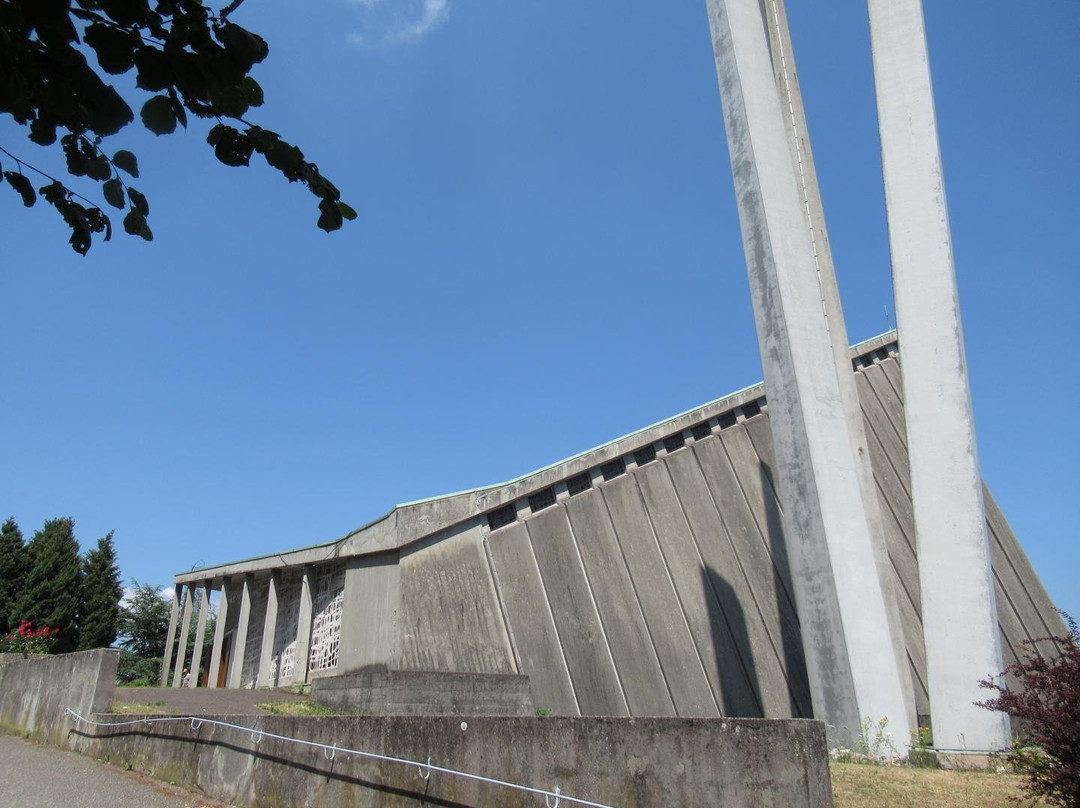 Eglise Notre Dame de l'Annonciation-Trois-Epis必去景点