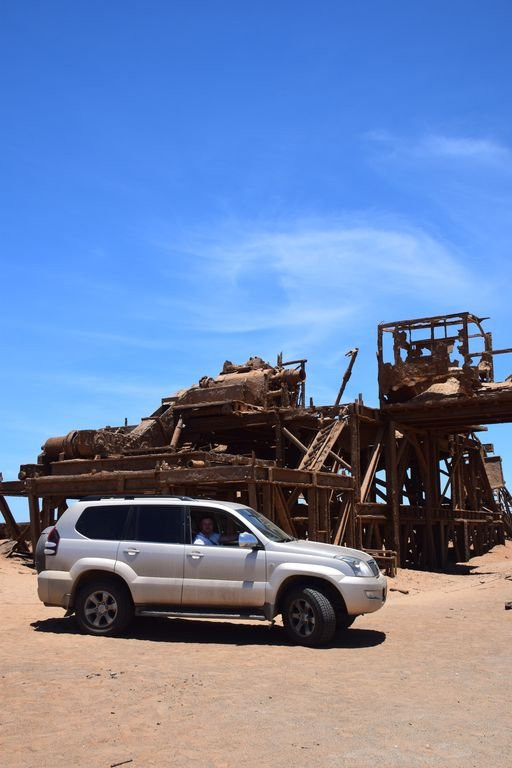 Old Oil Drill Rig-Skeleton Coast National Park必去景点
