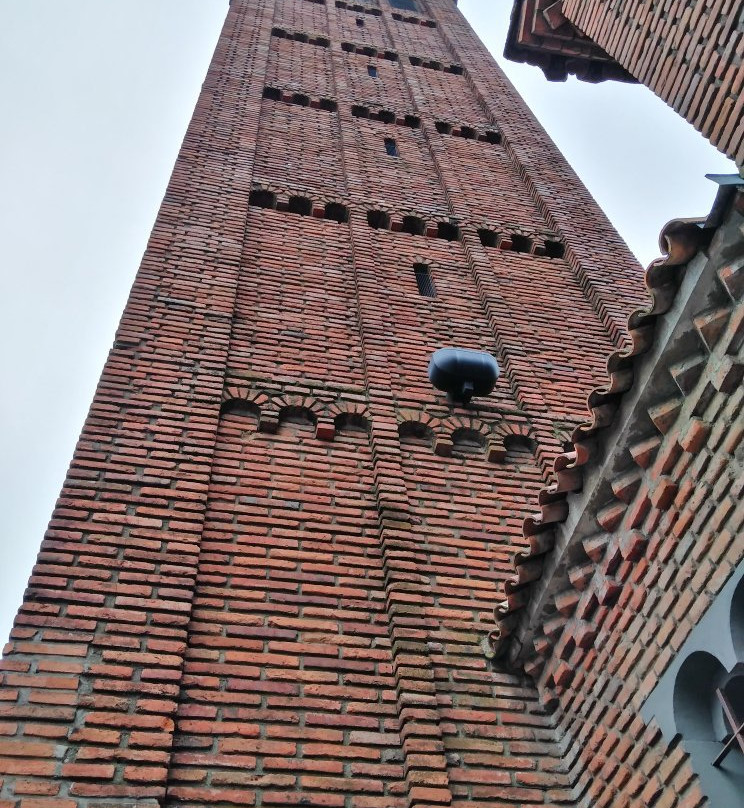 Catedral San Ambrosio de Linares-Linares必去景点
