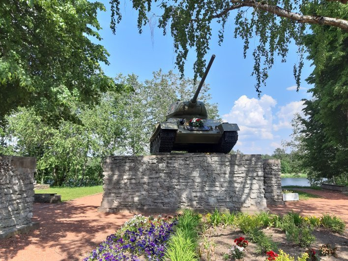 Tank T- 34-纳尔瓦必去景点
