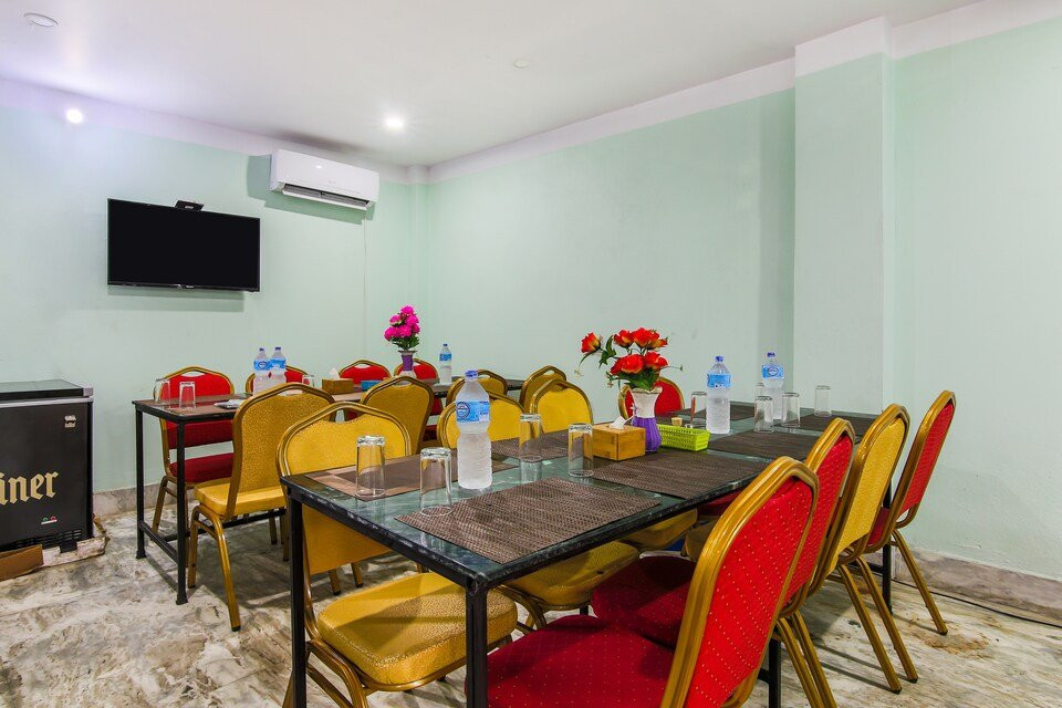 OYO 409 Grand Park Hotel And Lodge主图