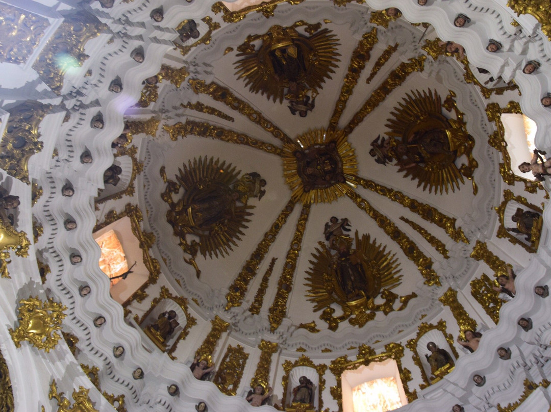 San Pedro Church-卡莫纳必去景点