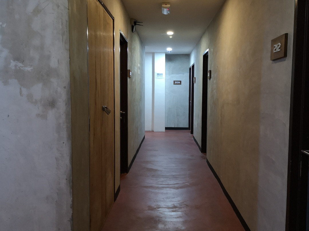 Rock Wood Hotel主图