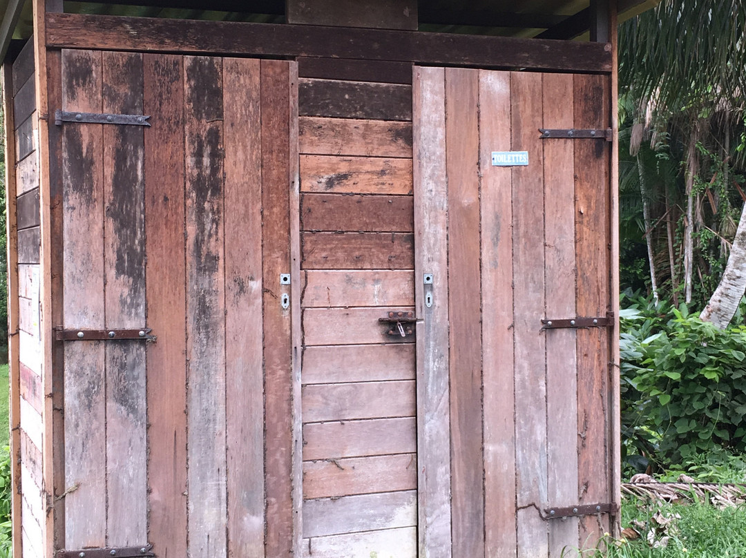 Crique Toussaint-Sinnamary必去景点