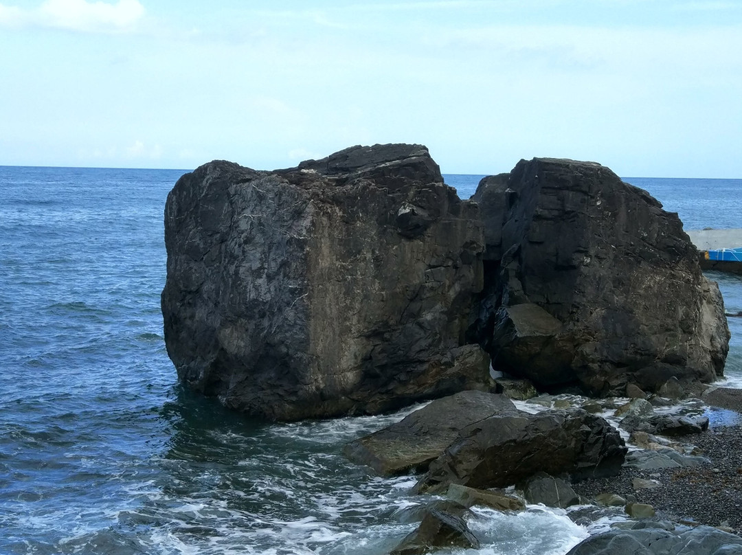 Chernovskiye Rocks-阿卢什塔必去景点