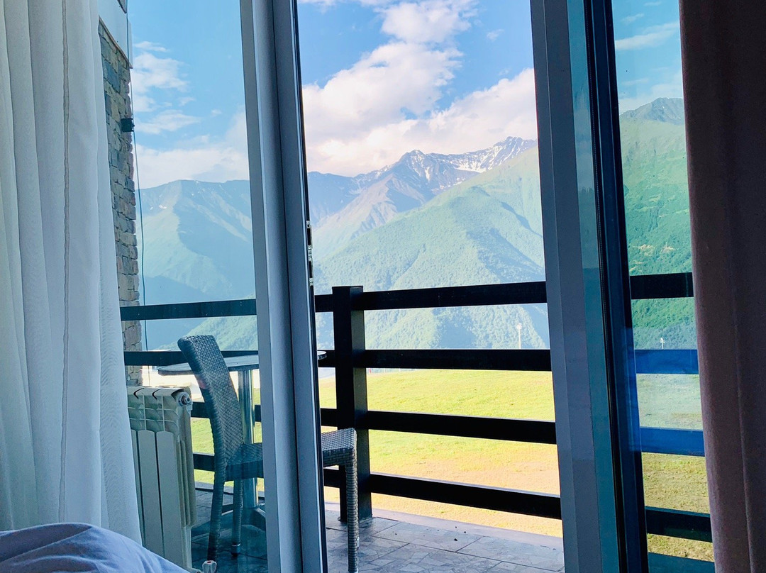 Edelweiss Hotel Veduchi主图