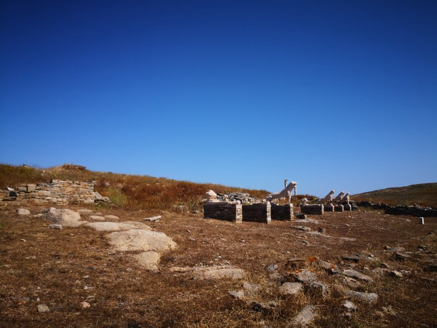 Avenue of the Lions-提洛岛必去景点