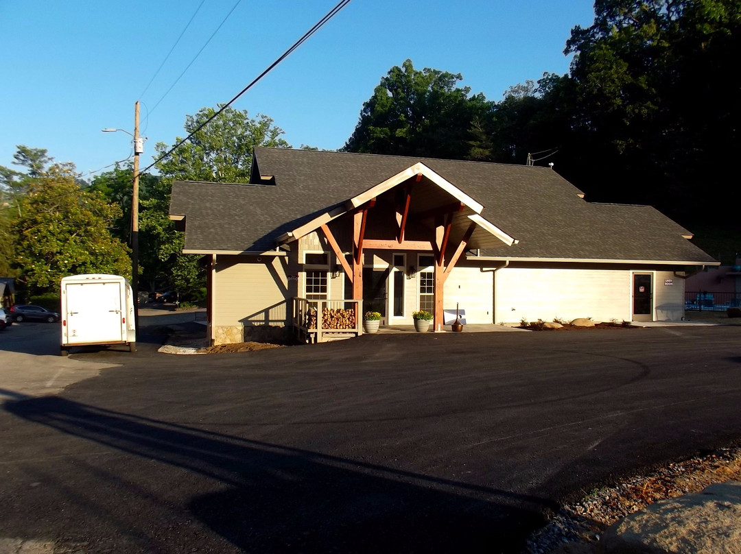 Carr's Northside Cottages & Motel主图