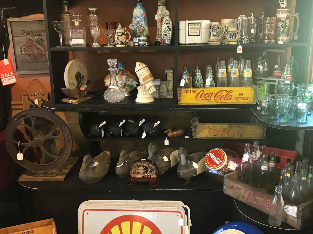 Alabaster Corner Mall景点图片