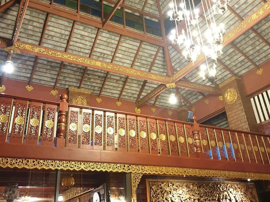 伊拉瓦迪度假酒店主图