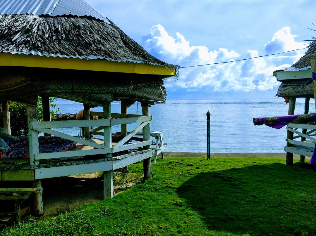 Regina's Beach Fales主图