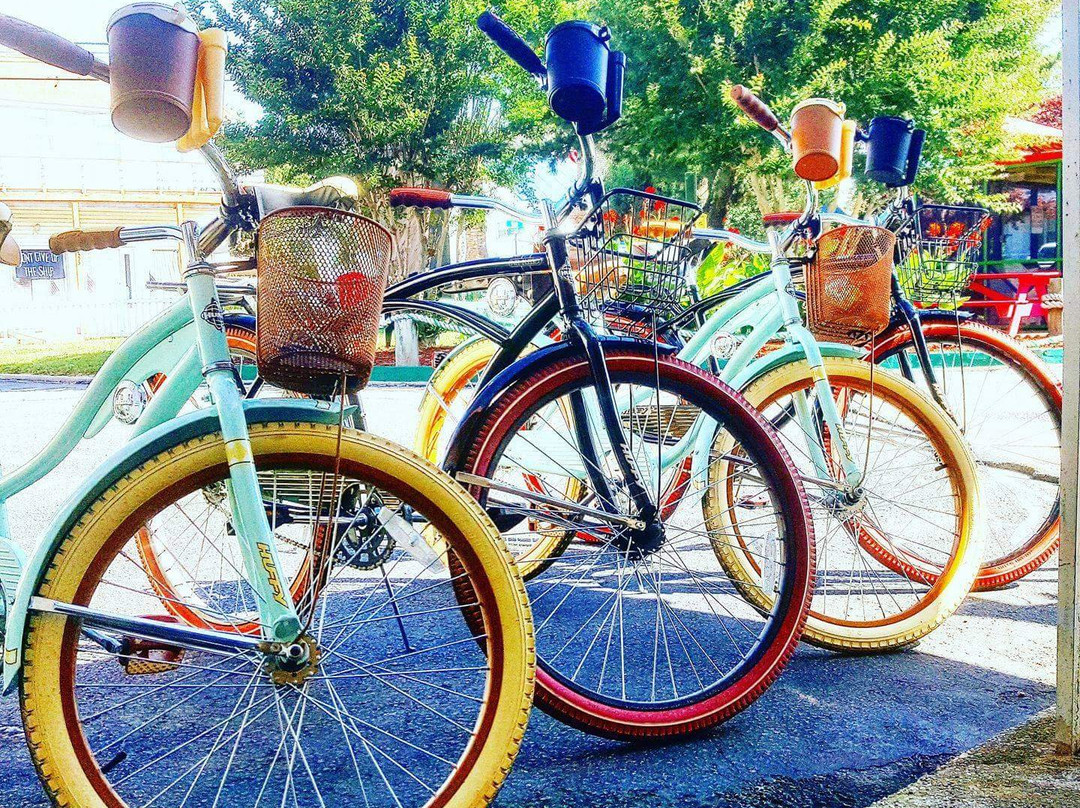 The Lighthouse Inn主图