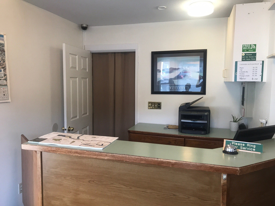 The Ranchland Inn主图