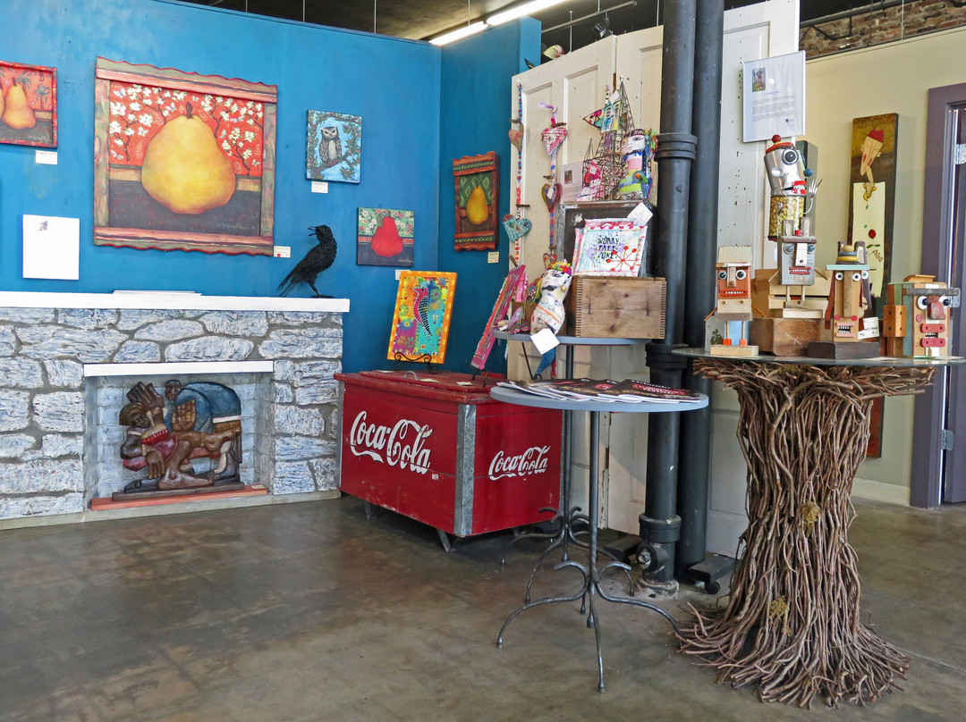 Jeanine Taylor Folk Art-桑福德必去景点