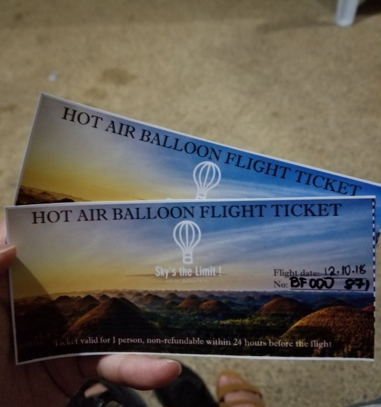 Sky's the Limit Hot Air Balloon Rides景点图片
