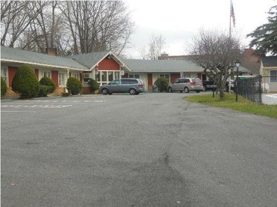 伯克希尔旅馆主图