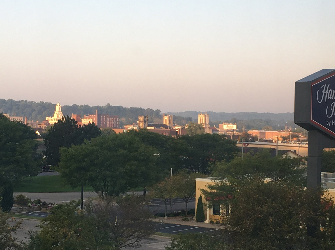 Hampton Inn Zanesville主图