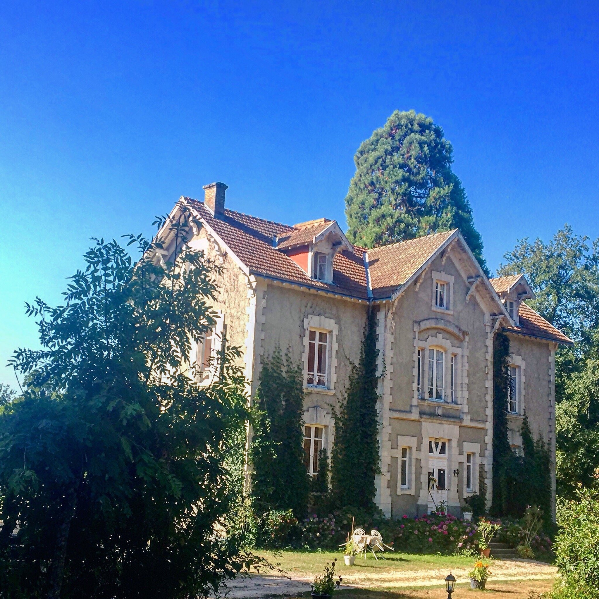Chateau la Perche-官方