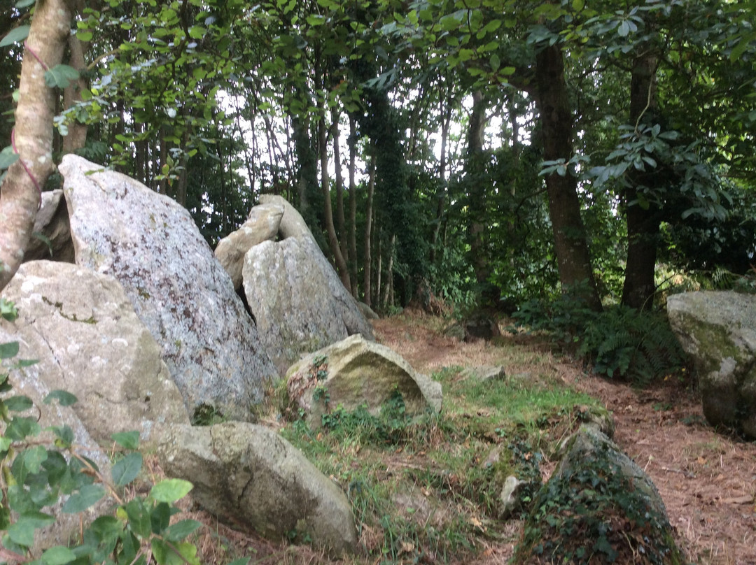 Poullan-sur-Mer旅游攻略图片