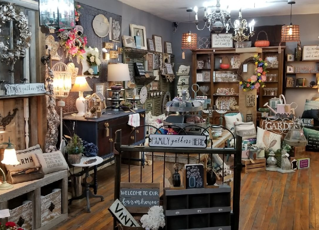 Hawksbill Trading Company-卢雷必去景点