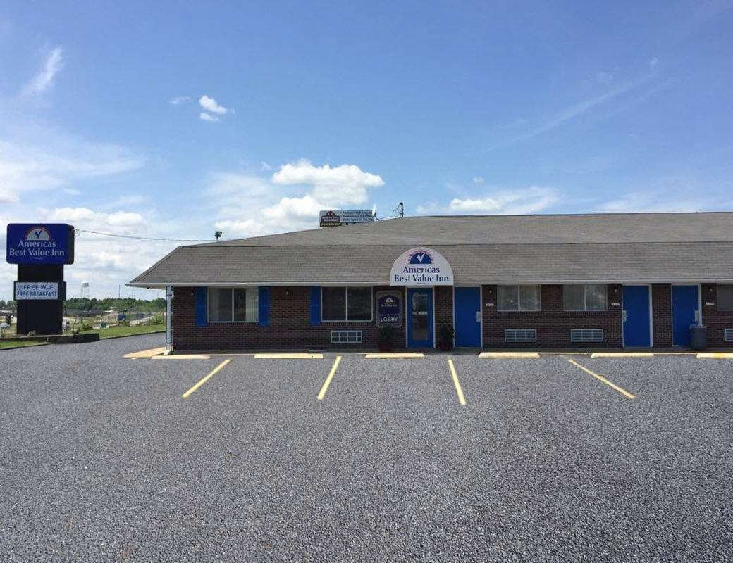 Americas Best Value Inn Sullivan主图