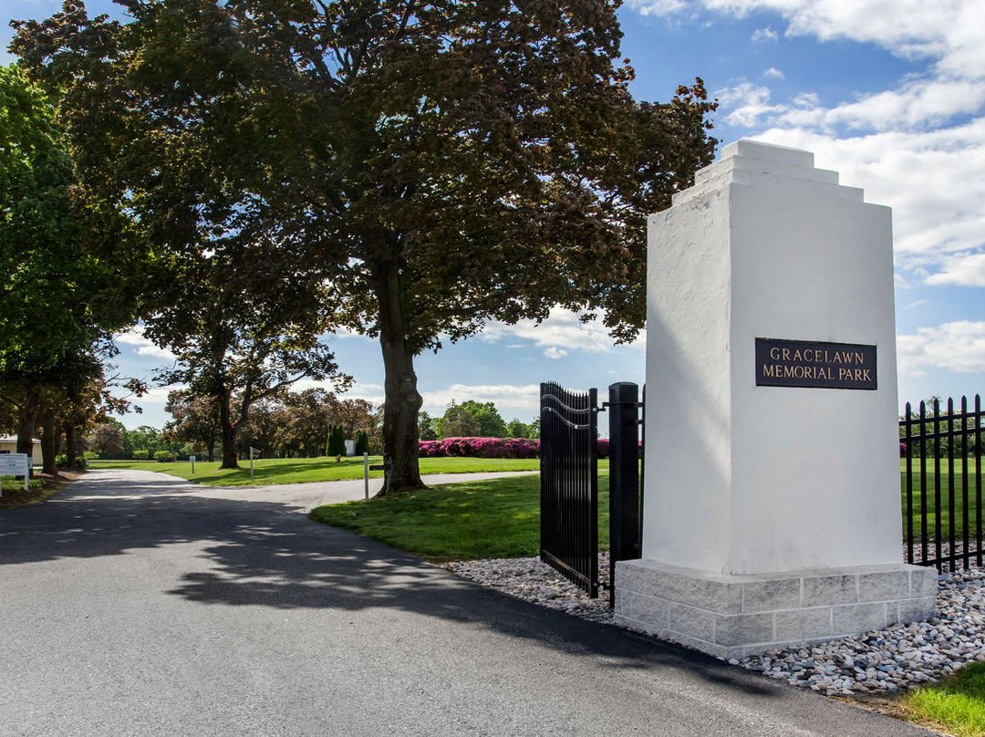 Gracelawn Memorial Park-New Castle必去景点