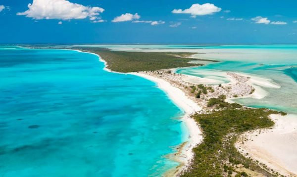 Transfer TCI-普罗维登西亚莱斯必去景点