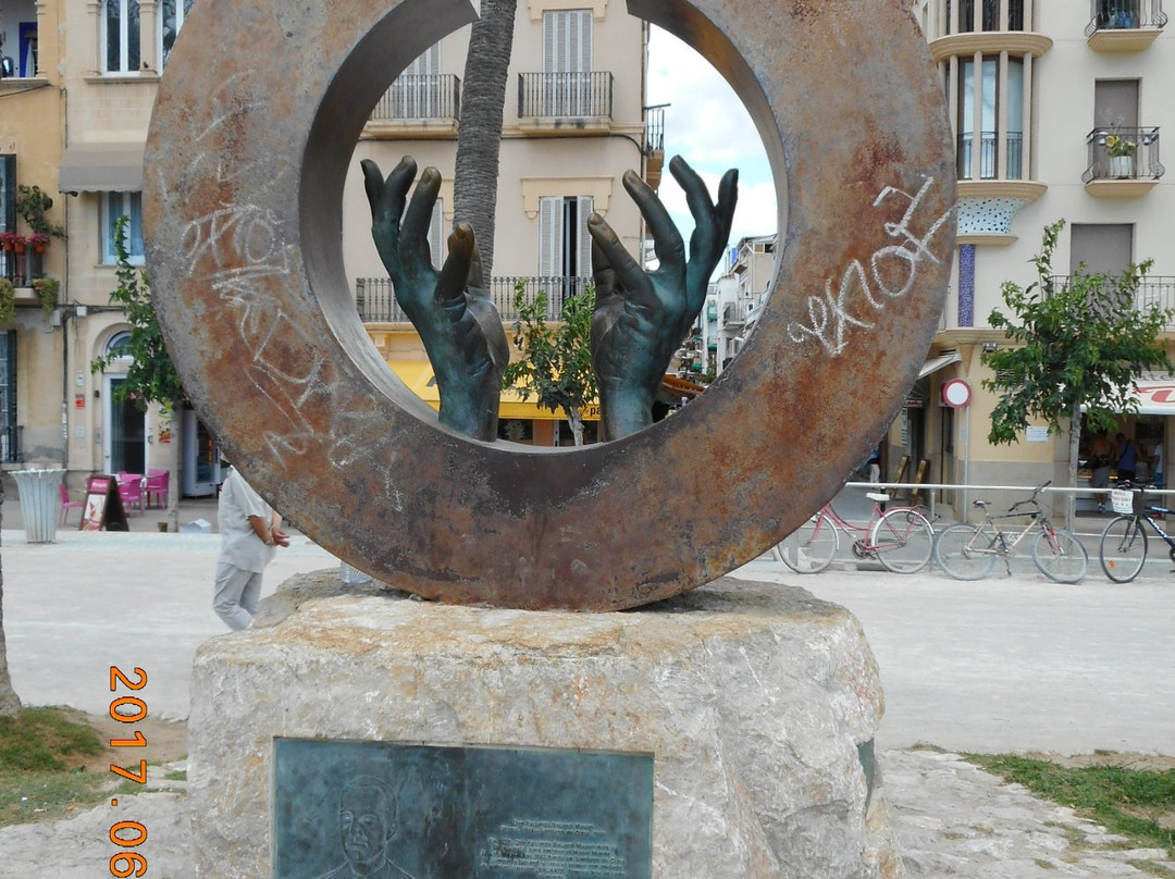 Monumento a Bacardi景点图片