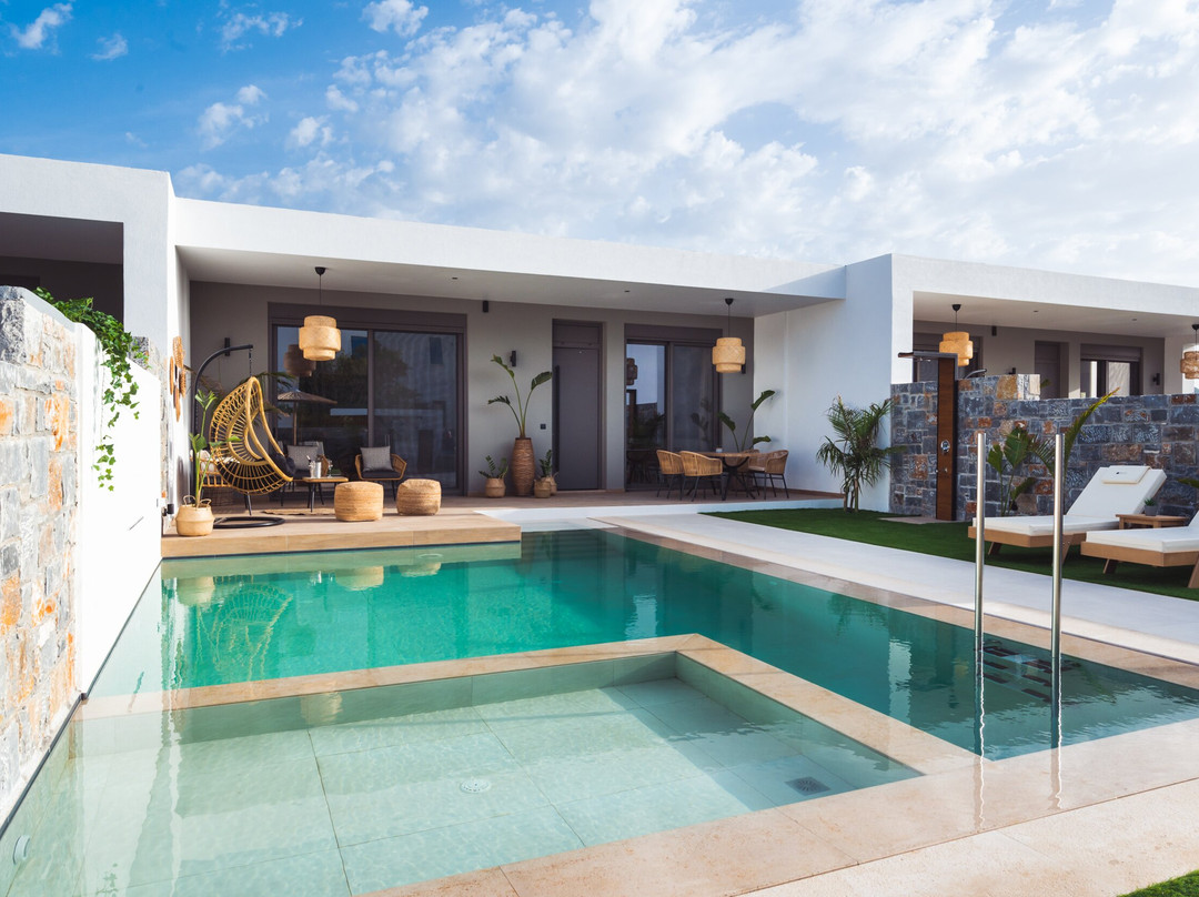 Nagia Luxury Family Villas