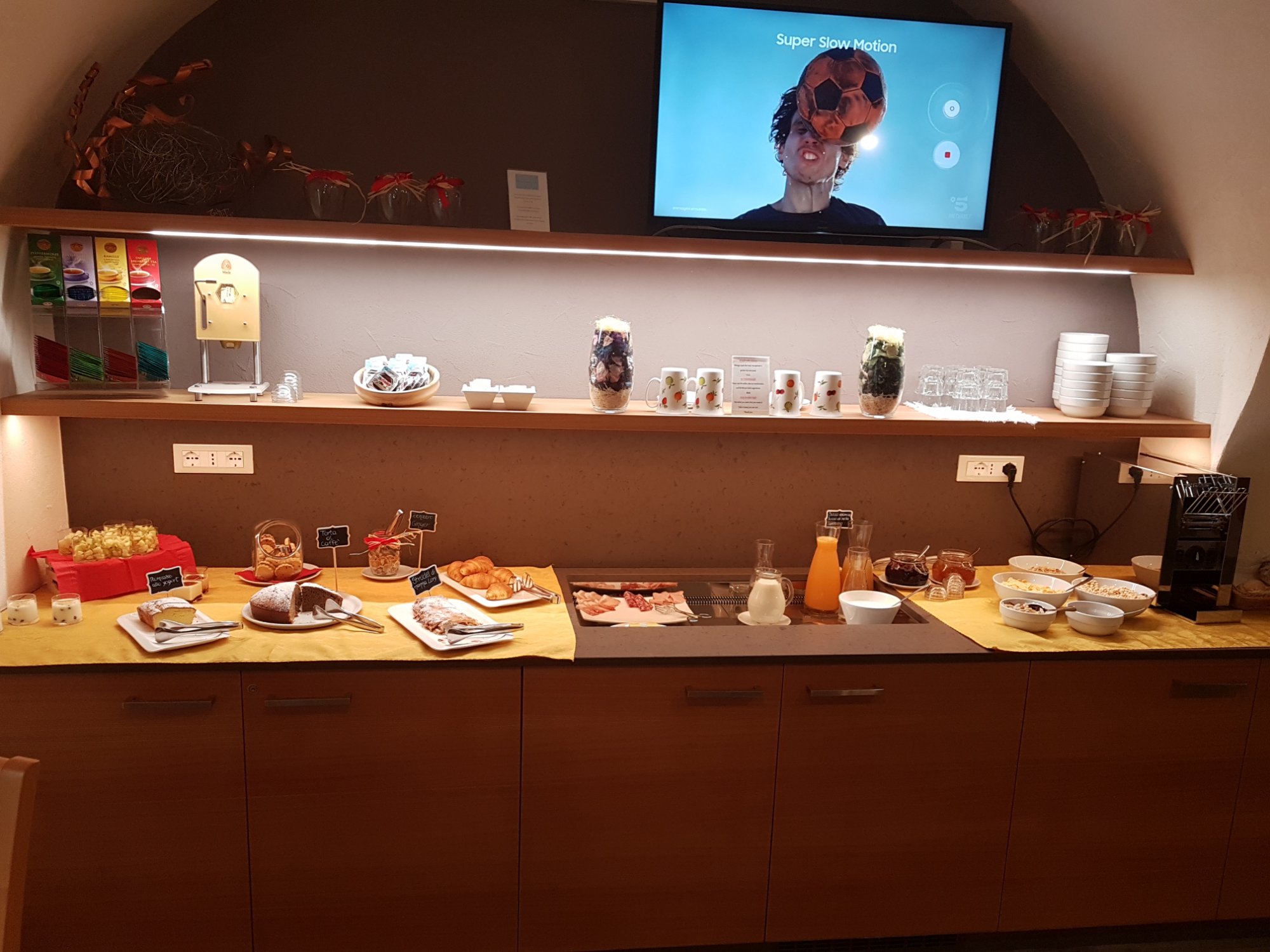 Dolcevita Ambiez Room & Breakfast Suite Apartments-餐饮