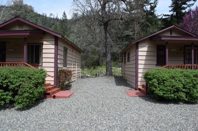 Steelhead Cottages