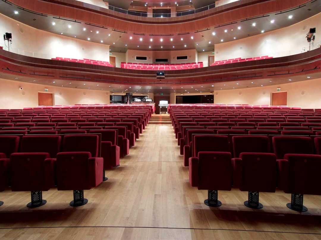 Teatro Verdi Pordenone-波代诺内必去景点