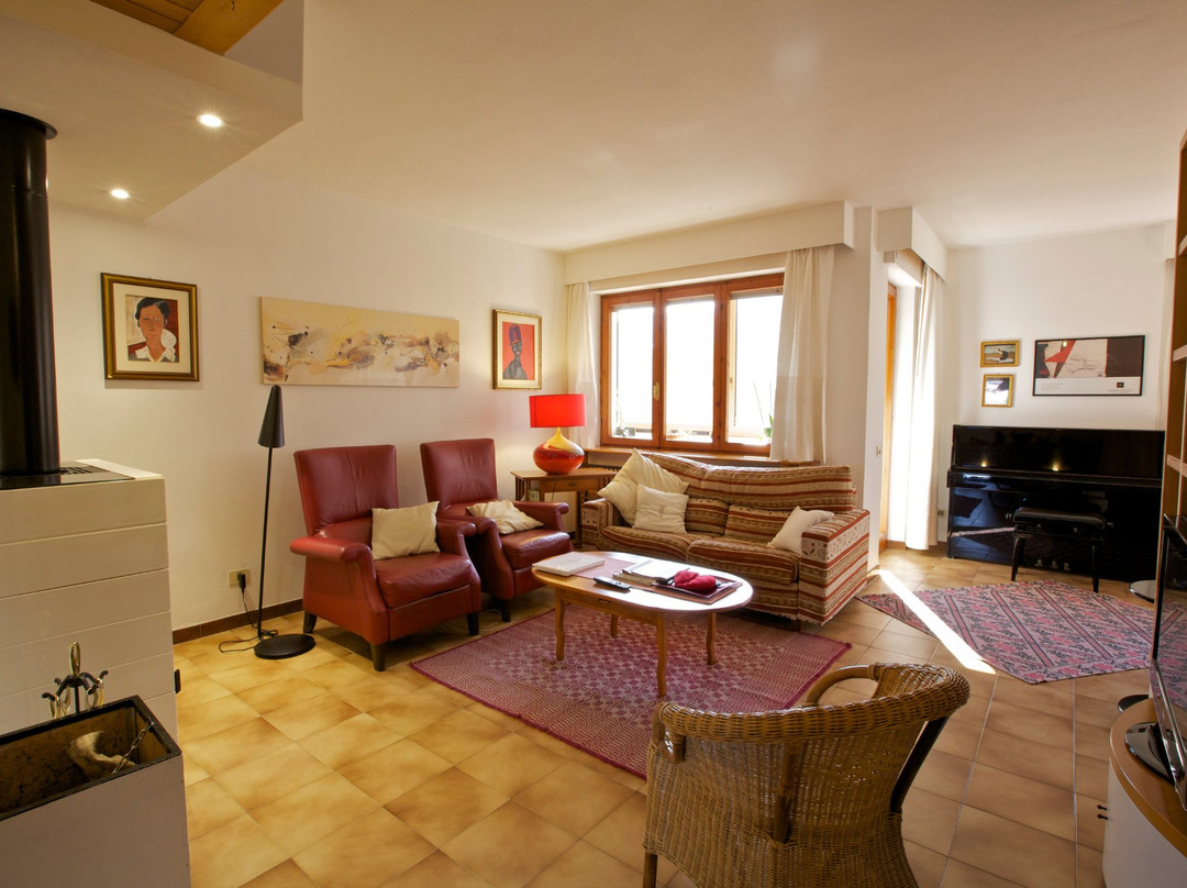 Luna & Limoni Town主图