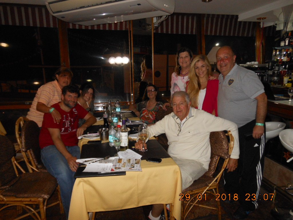 Complejo Turistico CapArcona-餐饮