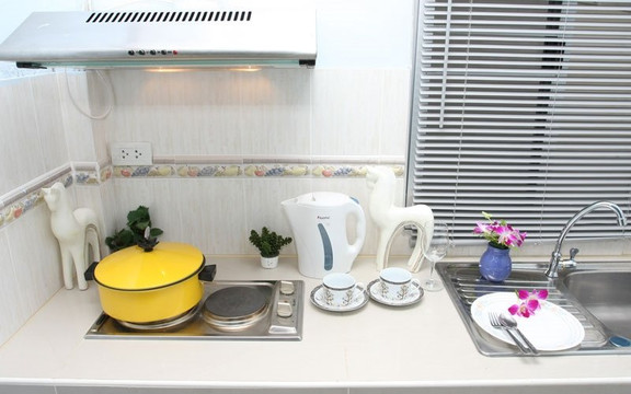 PR Place Hotel and Apartment主图